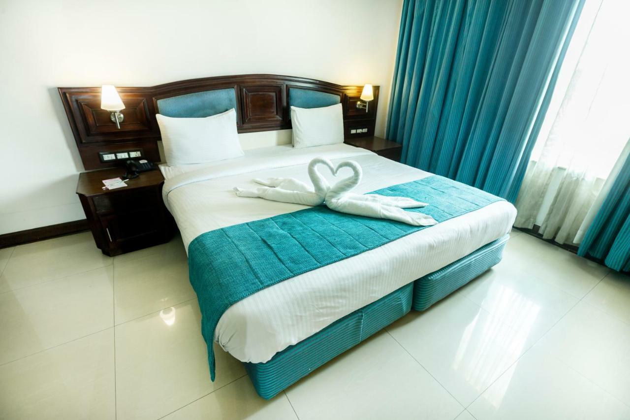 Kochi Hotel Elite Palazzo מראה חיצוני תמונה